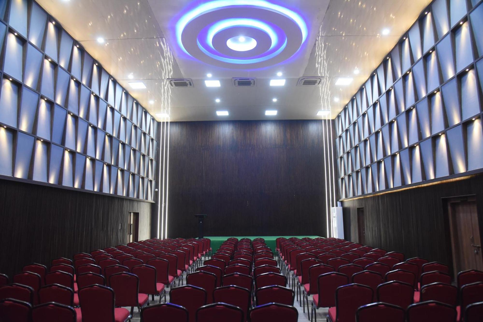 Hotel Obsidian Blue Itānagar Zewnętrze zdjęcie