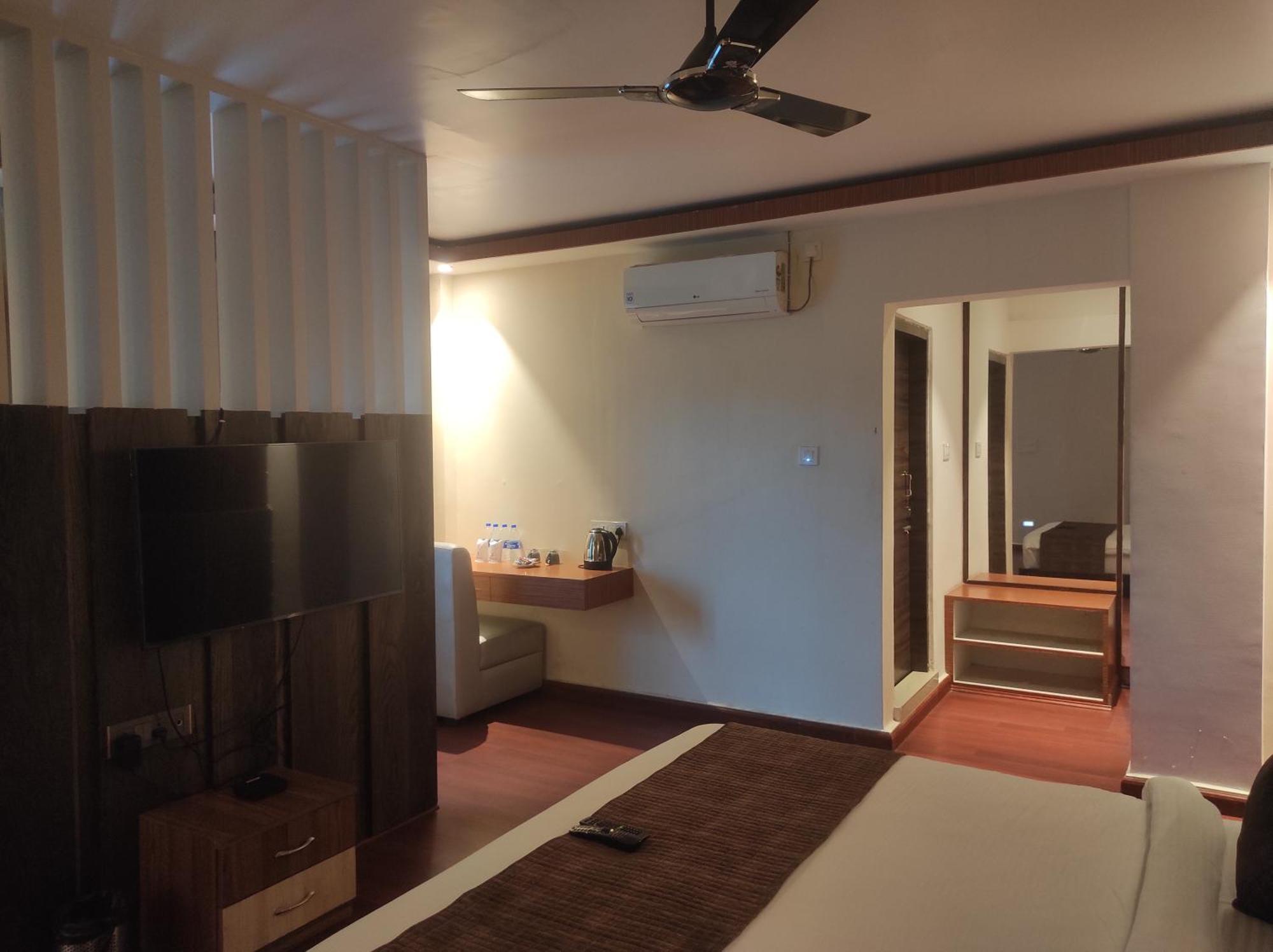 Hotel Obsidian Blue Itānagar Zewnętrze zdjęcie