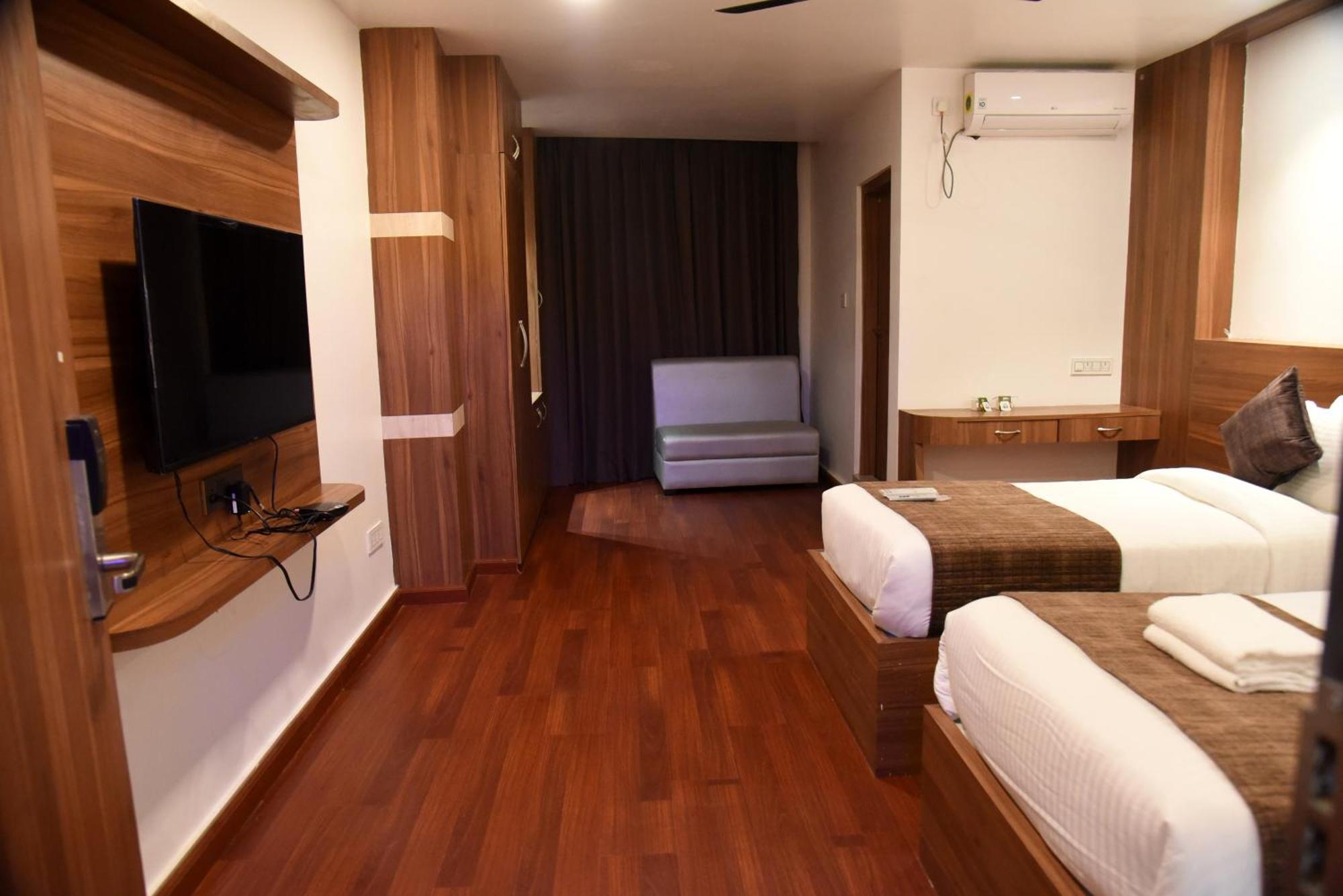 Hotel Obsidian Blue Itānagar Zewnętrze zdjęcie